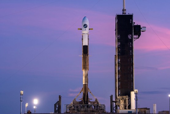 "SpaceX" uspješno lansirao raketu na probni let