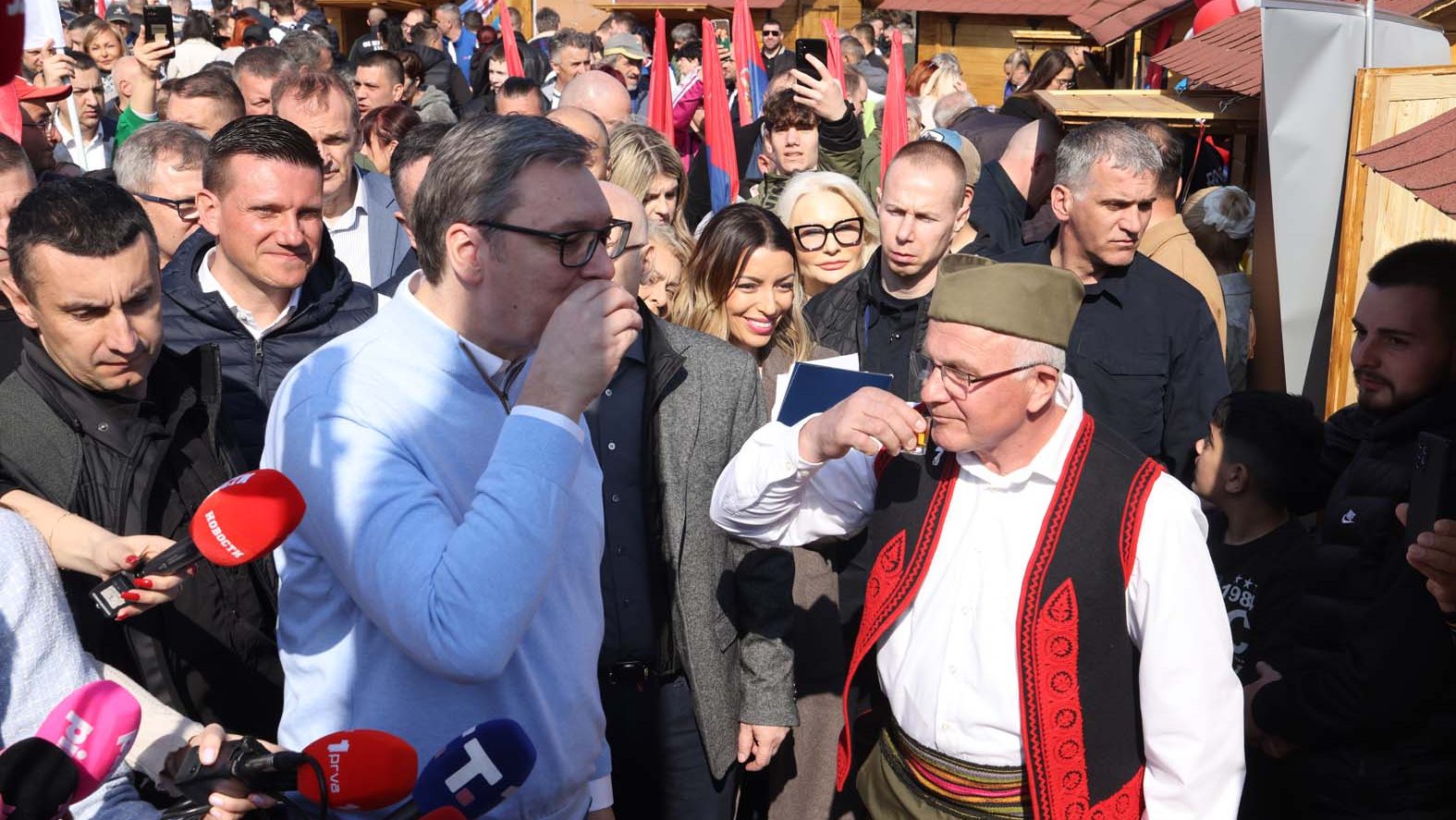Zašto glasač u Smederevskoj Palanci treba da veruje da Hrvatska napada ako padne opštinska vlast SNS? – Politika