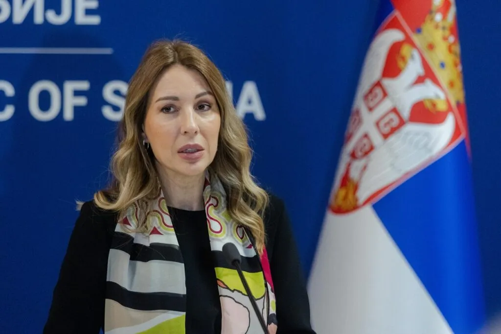 Dubravka Djedovic Handanovic i direktor NIS-a razgovarali o snabdevanju trzista gorivom