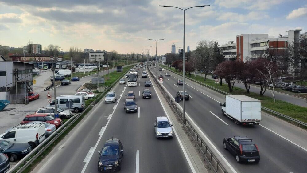 Do 2035. u planu gradnja 578 kilometara autoputeva i brzih saobraćajnica, kao izgradnja i obnova 1.200 kilometara pruga – Ekonomija