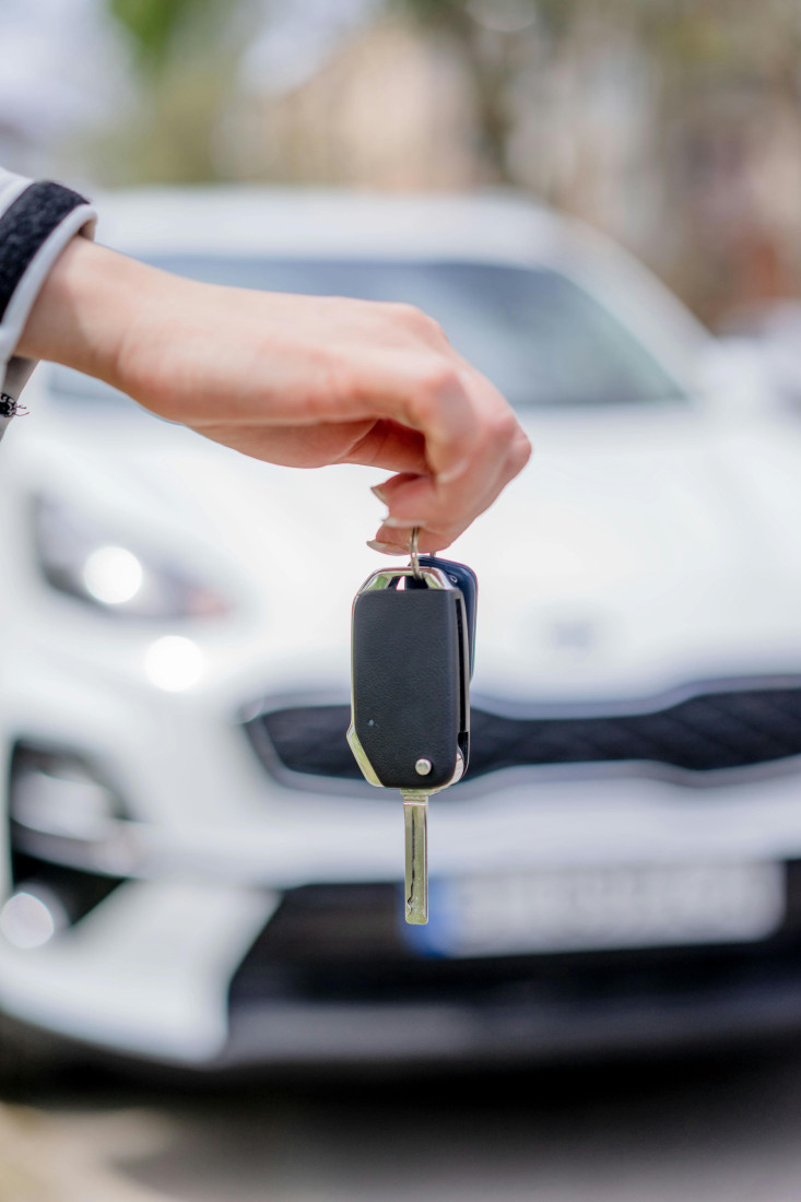 Kako otključati automobil ako se isprazni baterija ključa ?