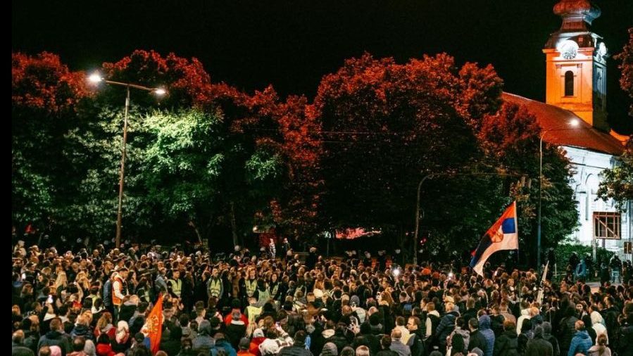 Inicijativa Mladi Kula tvrdi da su pripadnici SNS napali njihove aktiviste – Politika