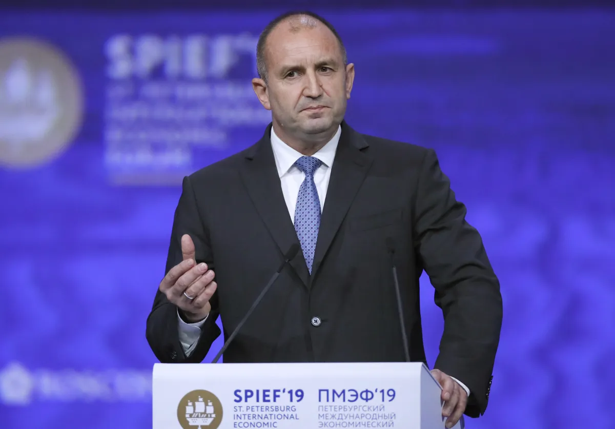 Rumen Radev proglasio pobedu „nad starim partijama“