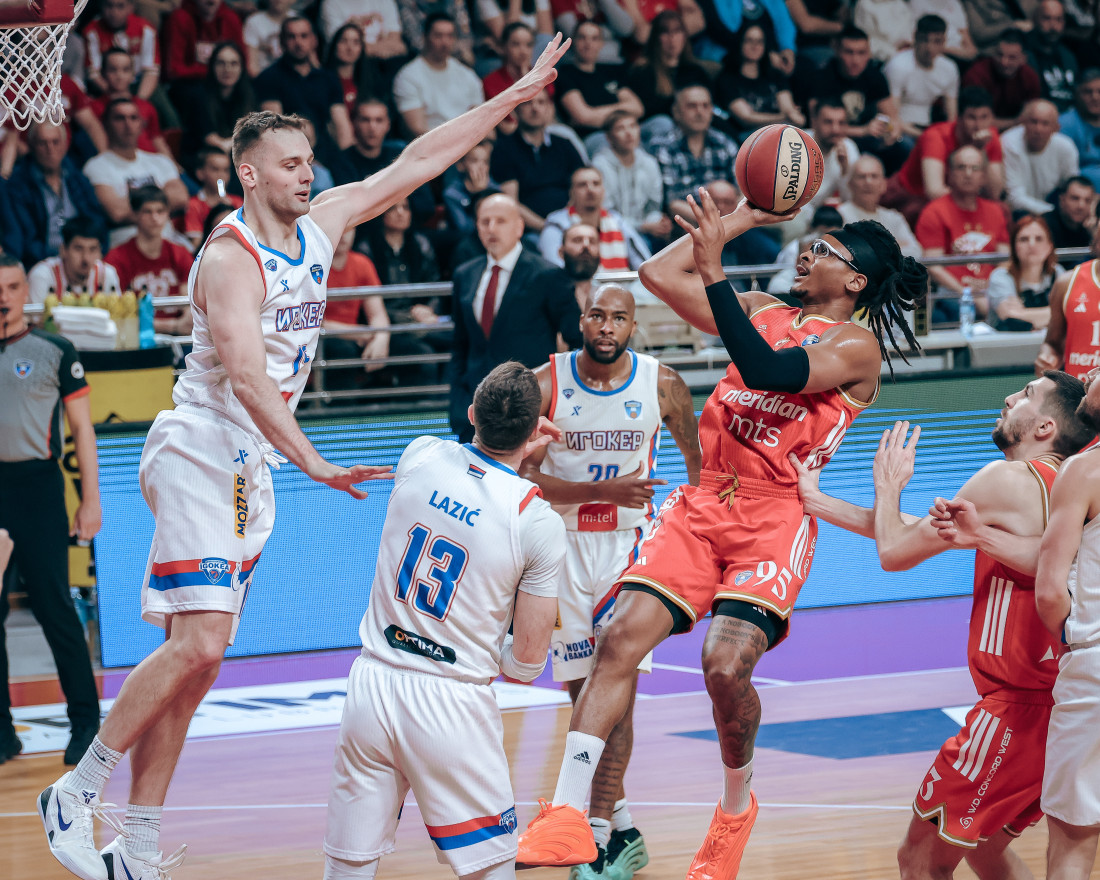 Obradović nezadovoljan! Zvezda prokockala dvocifrenu prednost