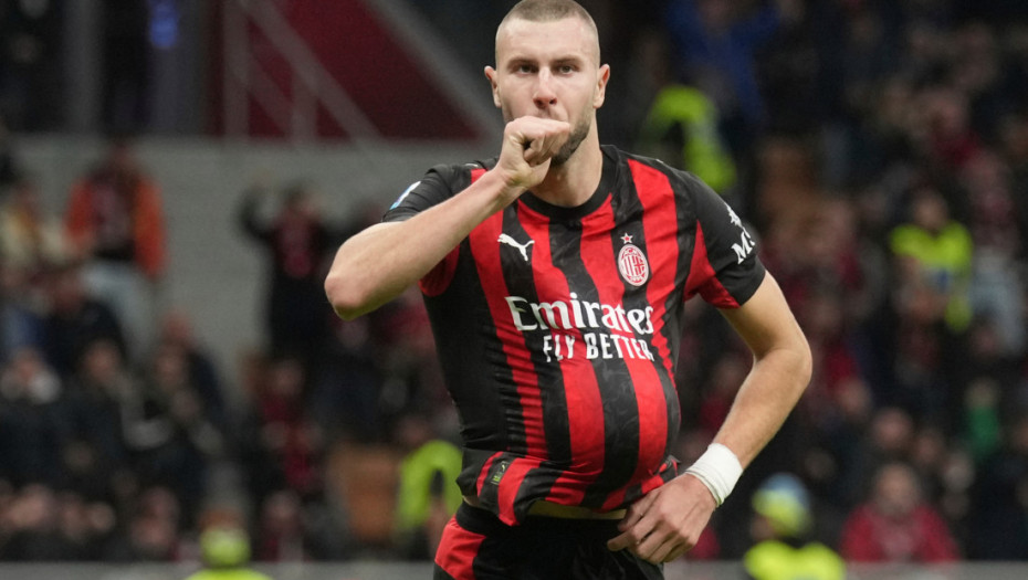 Strahinja Pavlović AC Milan igrač Meseca
