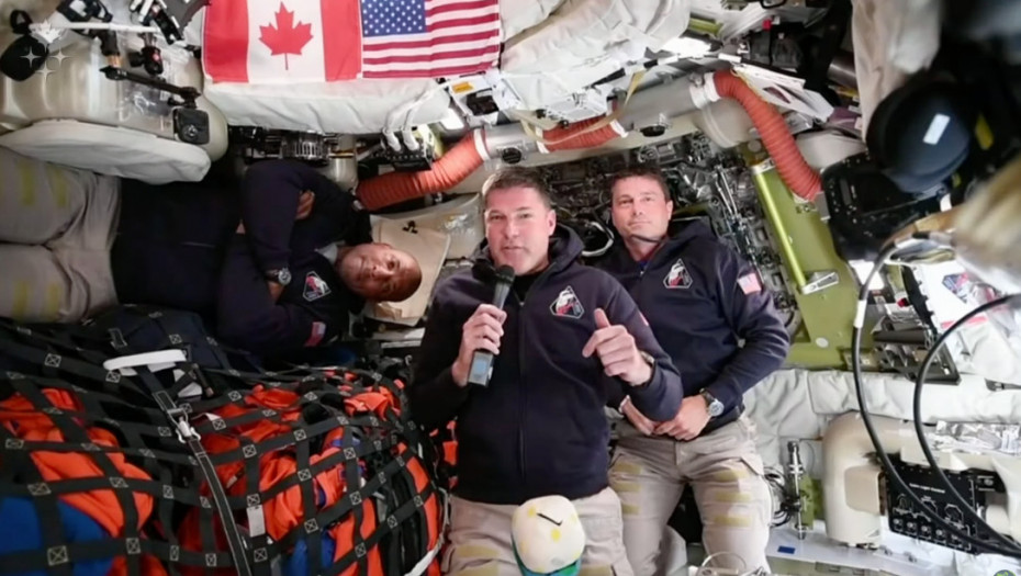 Emocije astronauta misije Artemis II nakon povratka