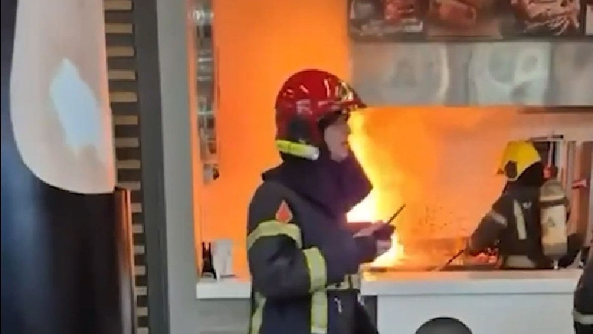 Požar u Ada Molu: Oglasio se sistem za uzbunu