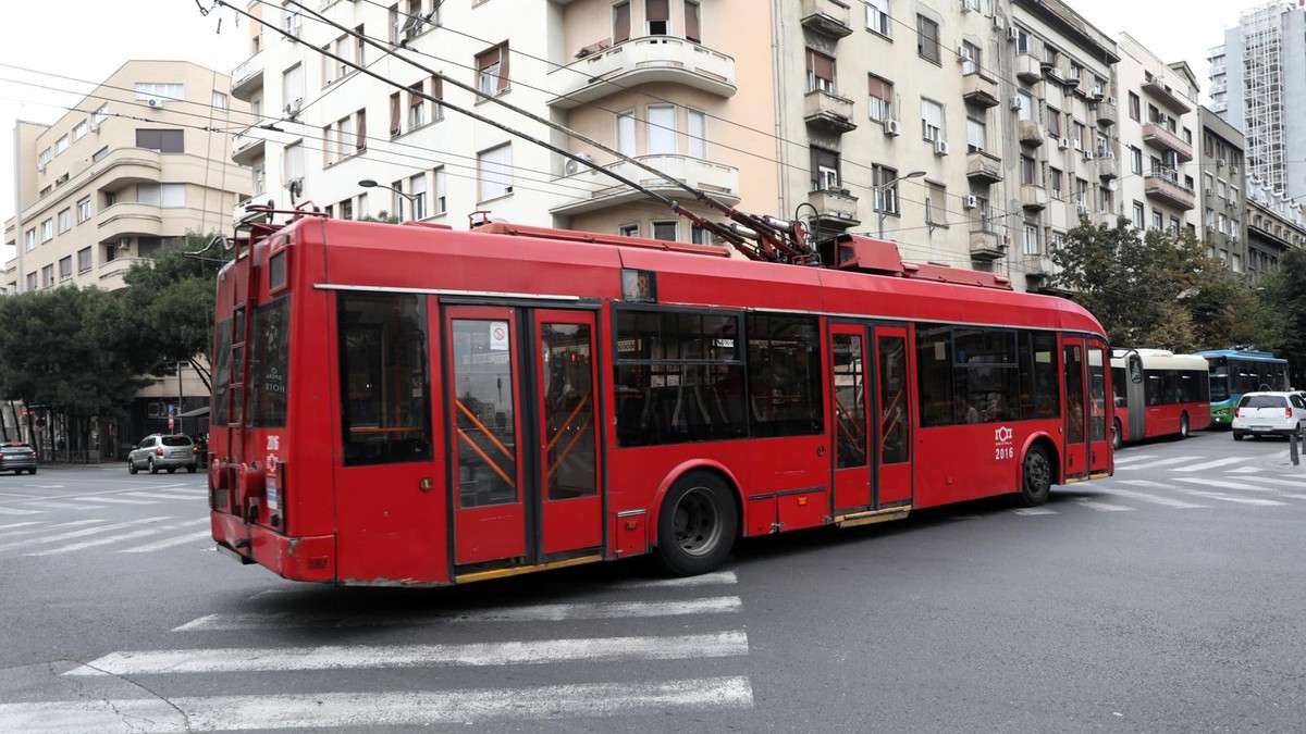 Zbog radova se zatvara deo Takovske ulice: Menja se režim rada 4 linije gradskog prevoza