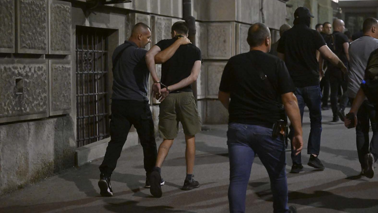 Da li je hapšenje studenata postalo kontraproduktivno za režim? – Politika