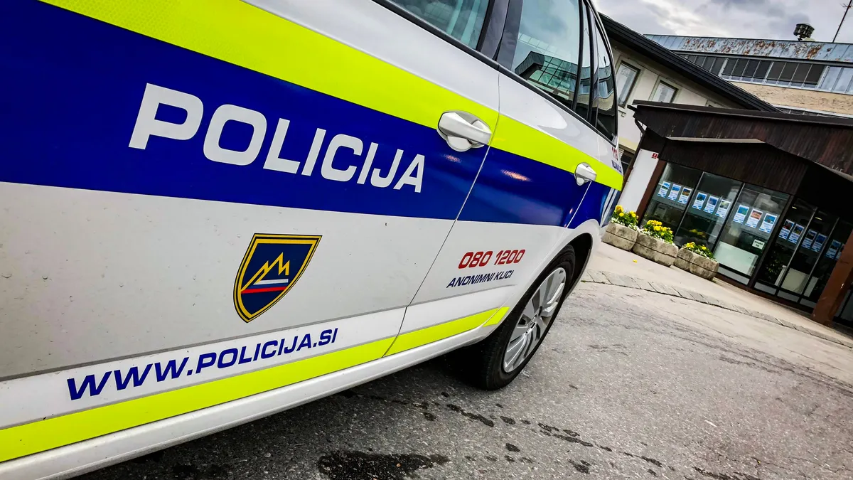 Teška saobraćajna nesreća u Sloveniji: Od osam ljudi, troje teže povređeno